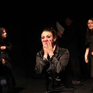 Play Theatre - 112